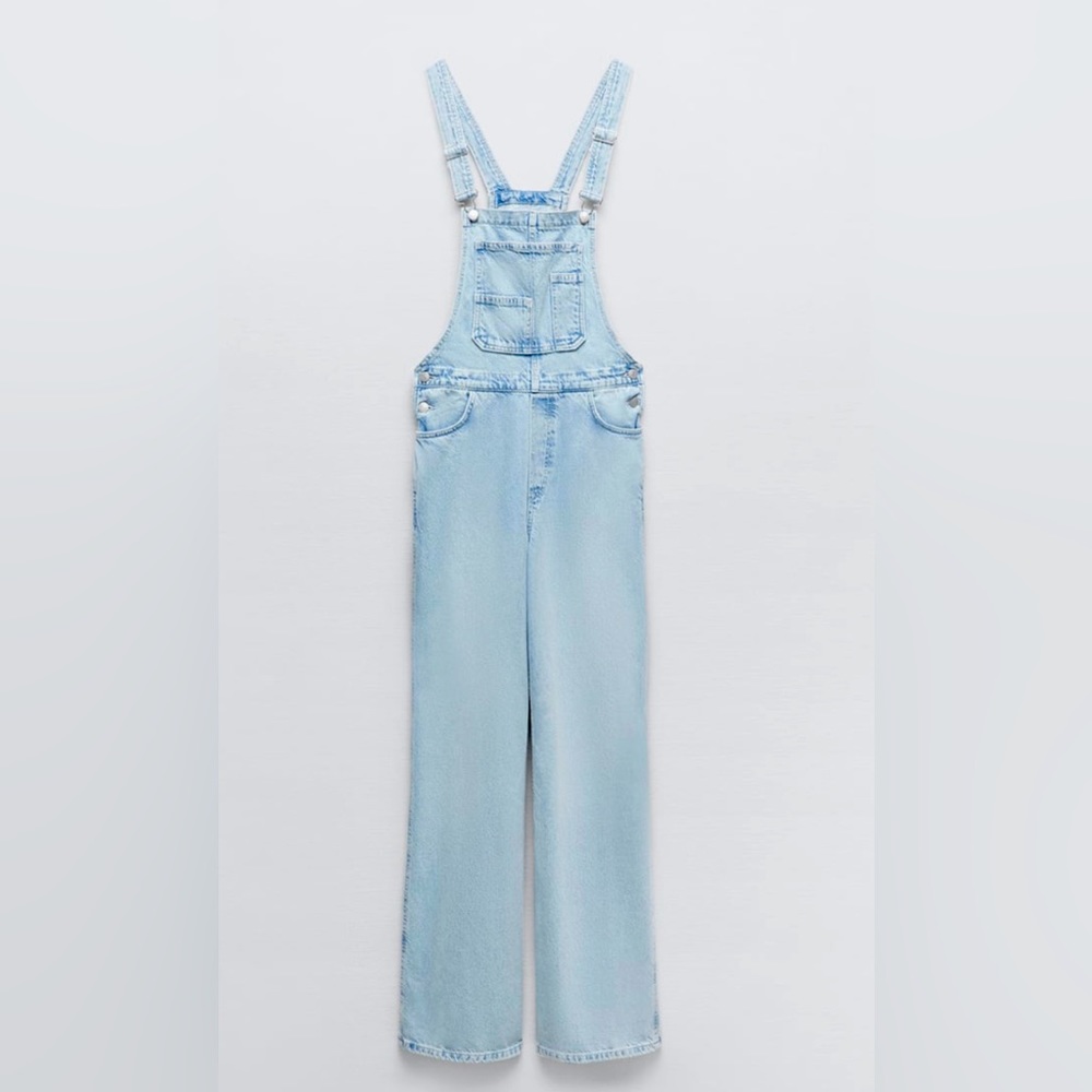 Zara Denim Jumpsuit 💙